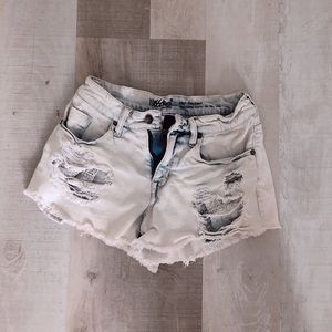 White high waisted shorts